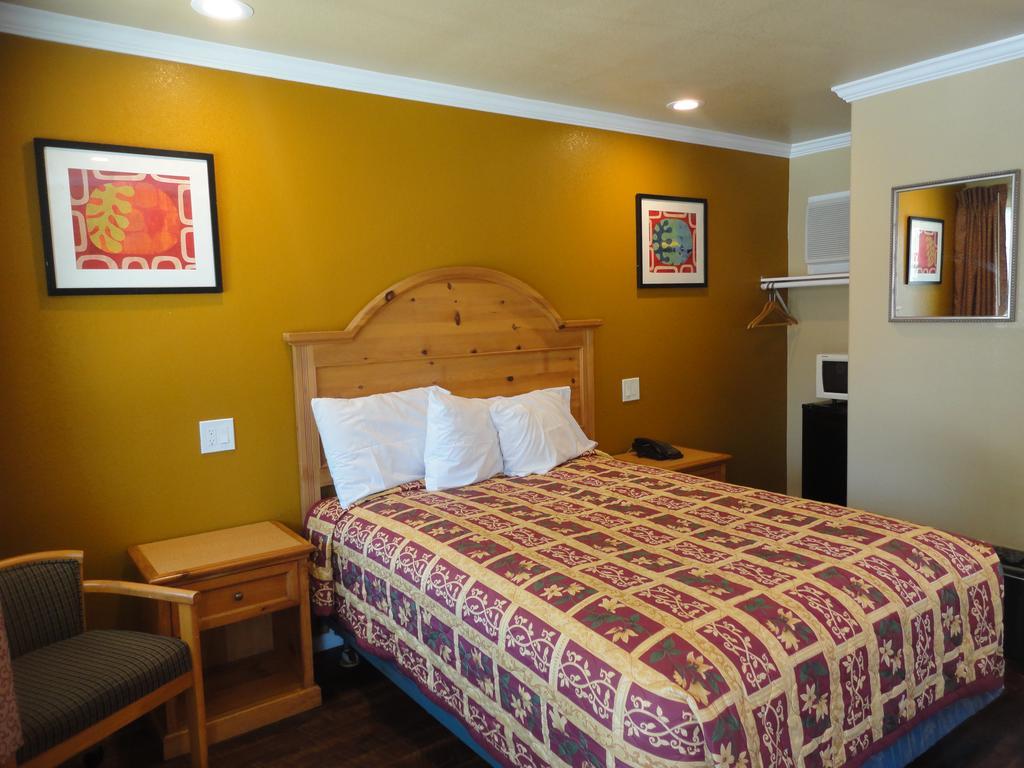 Colusa Motel Екстериор снимка